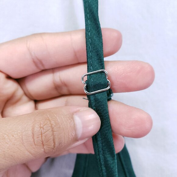 Princess Polly Green Lightweight Silky Sleeveless Short Mini Wrap Dress Size 4 - Picture 14 of 16